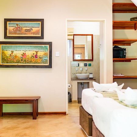 Bayete Guest Lodge Виктория Фолс Екстериор снимка
