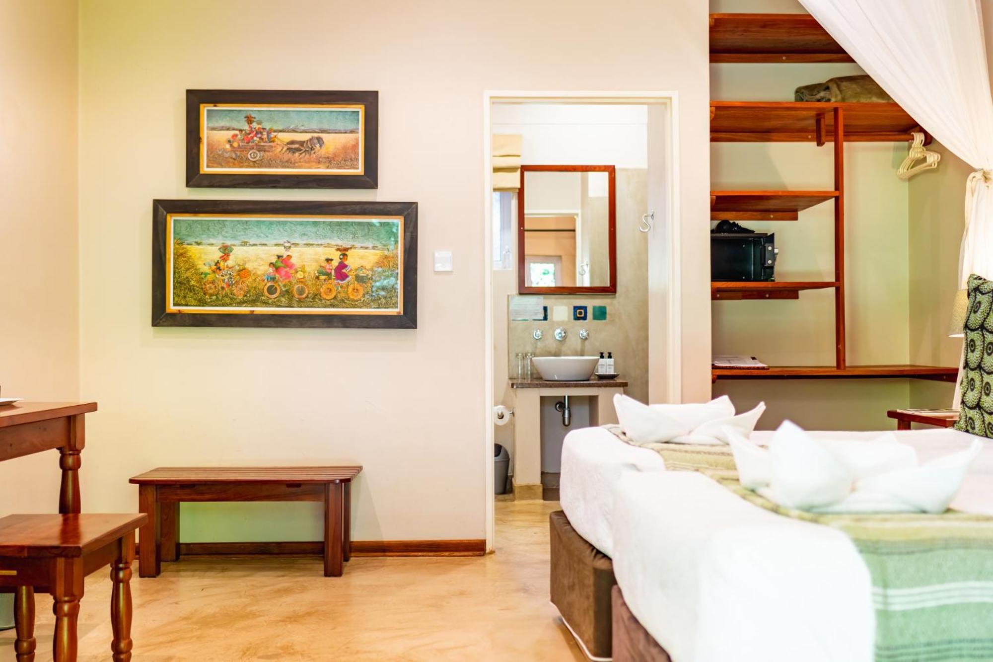 Bayete Guest Lodge Виктория Фолс Екстериор снимка
