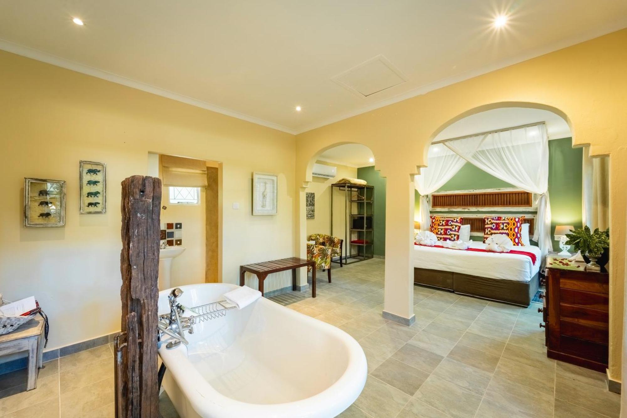 Bayete Guest Lodge Виктория Фолс Екстериор снимка