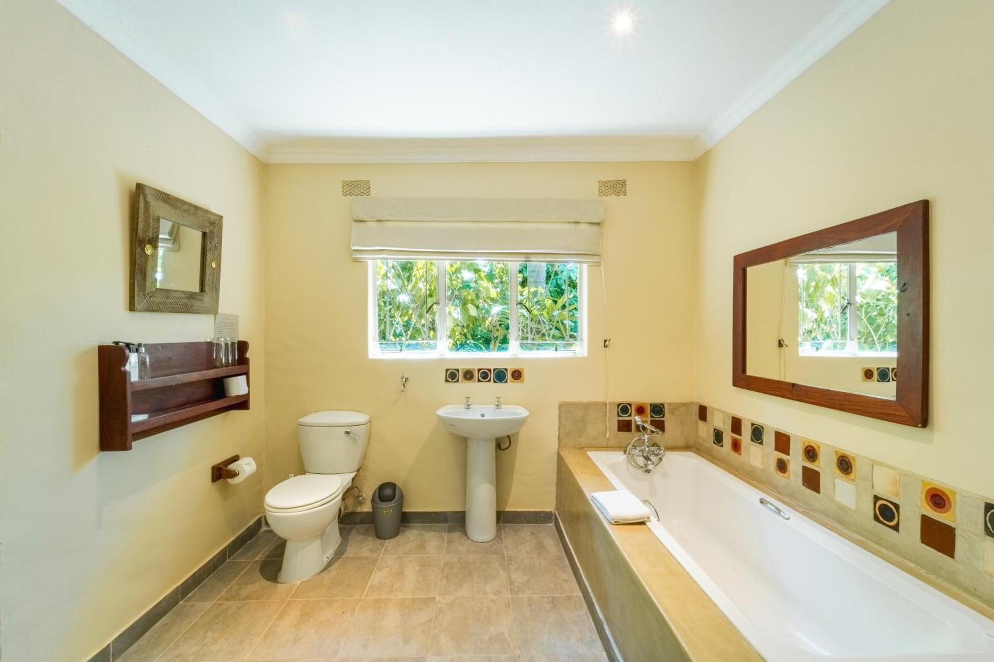 Bayete Guest Lodge Виктория Фолс Екстериор снимка